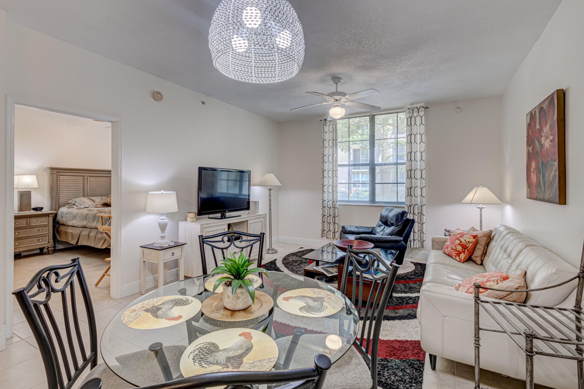 630 S Sapodilla Avenue, Unit 112, West Palm Beach, FL 33401 Photo