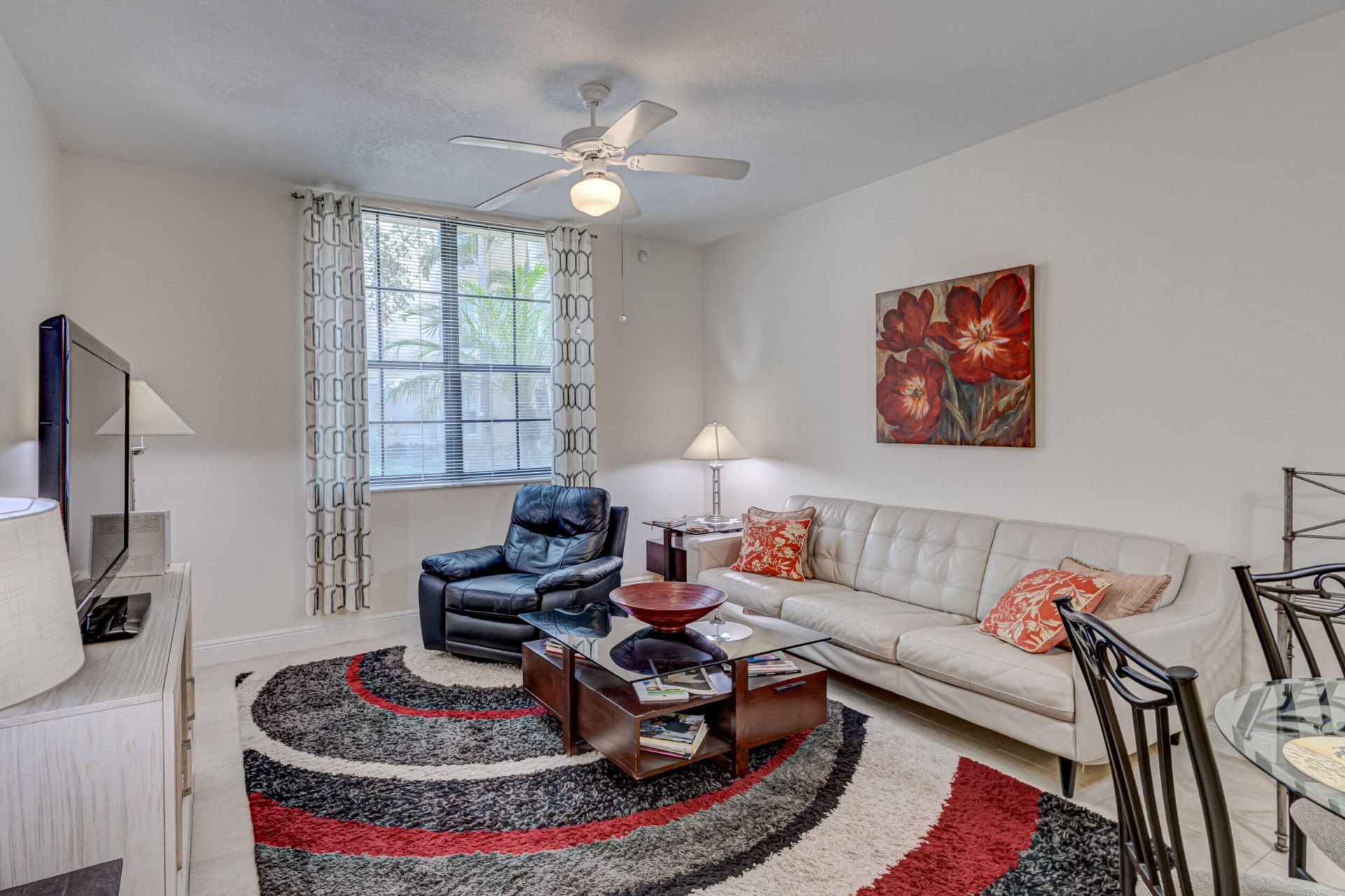 630 S Sapodilla Avenue, Unit 112, West Palm Beach, FL 33401 Photo