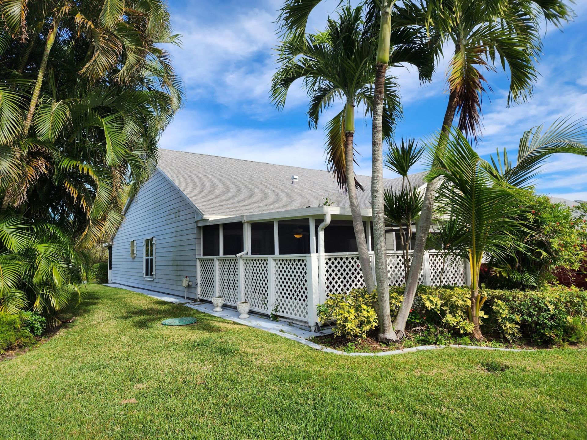 2607 SE Tropical East Circle E, Port Saint Lucie, FL 34952 Photo