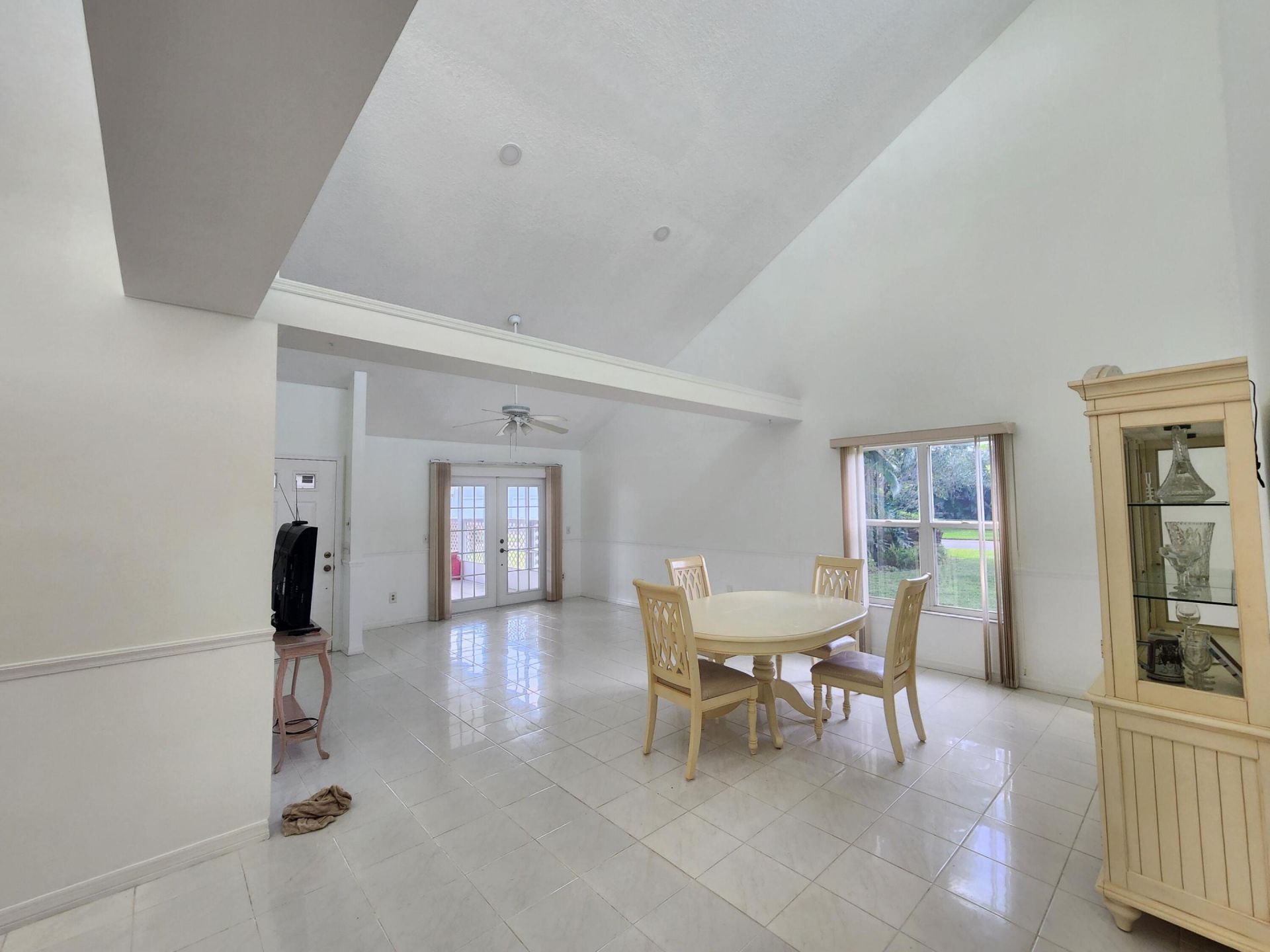 2607 SE Tropical East Circle E, Port Saint Lucie, FL 34952 Photo