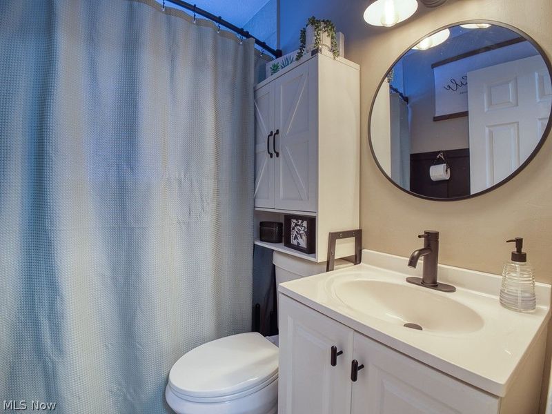 725 Shakespeare Drive, Berea, OH 44017 Photo 21