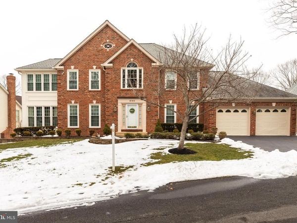6185 SNOWHILL COURT, CENTREVILLE, VA 20120