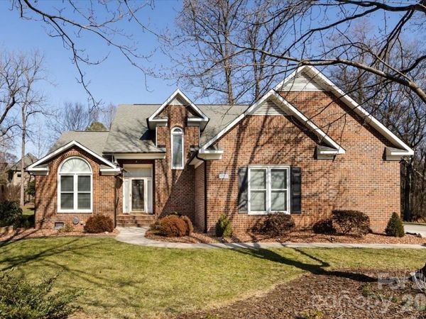 5901 Havencrest Court NW, Concord, NC 28027