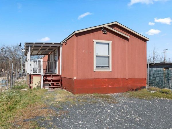 337 SW Front ST, Bartlett, TX 76511