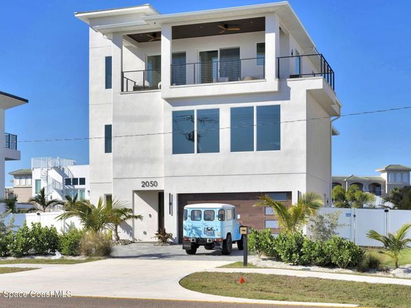 2050 S Atlantic Avenue , Cocoa Beach, FL 32931