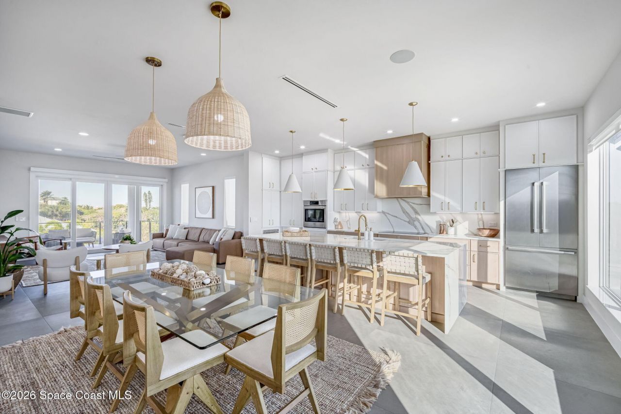 2050 S Atlantic Avenue , Cocoa Beach, FL 32931 Photo