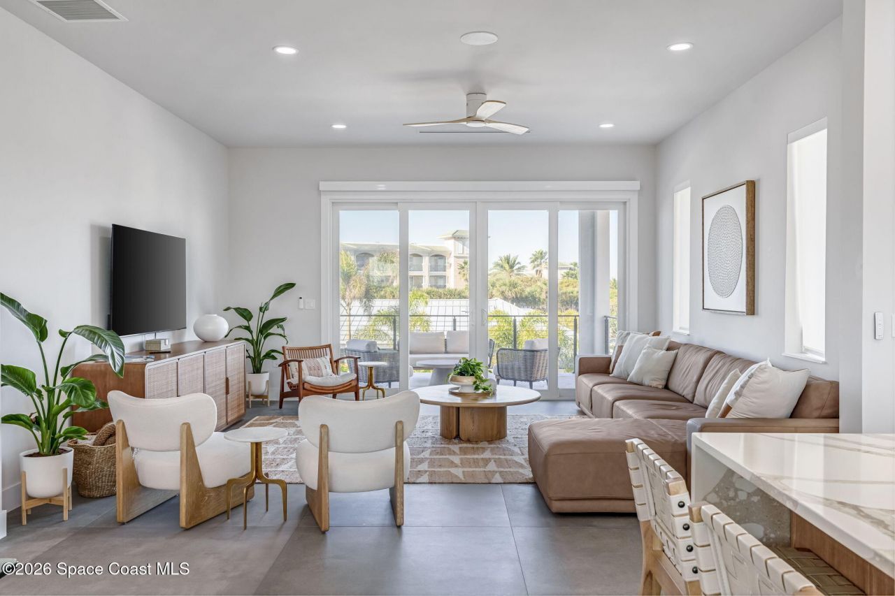 2050 S Atlantic Avenue , Cocoa Beach, FL 32931 Photo