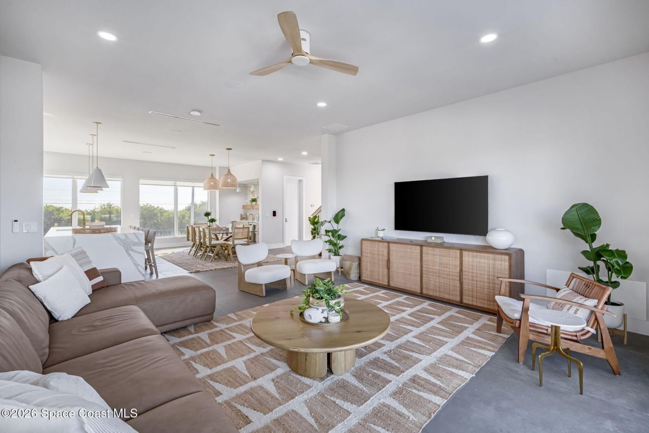 2050 S Atlantic Avenue , Cocoa Beach, FL 32931 Photo