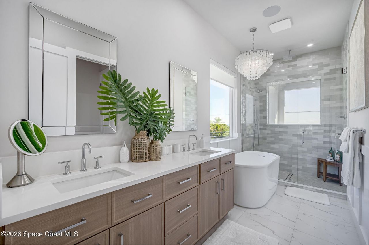 2050 S Atlantic Avenue , Cocoa Beach, FL 32931 Photo