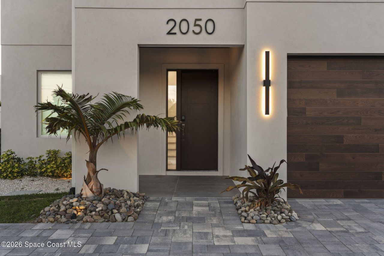 2050 S Atlantic Avenue , Cocoa Beach, FL 32931 Photo