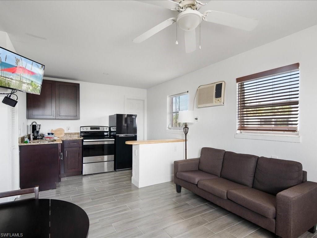 107 East Ave , Goodland, FL 34140 Photo