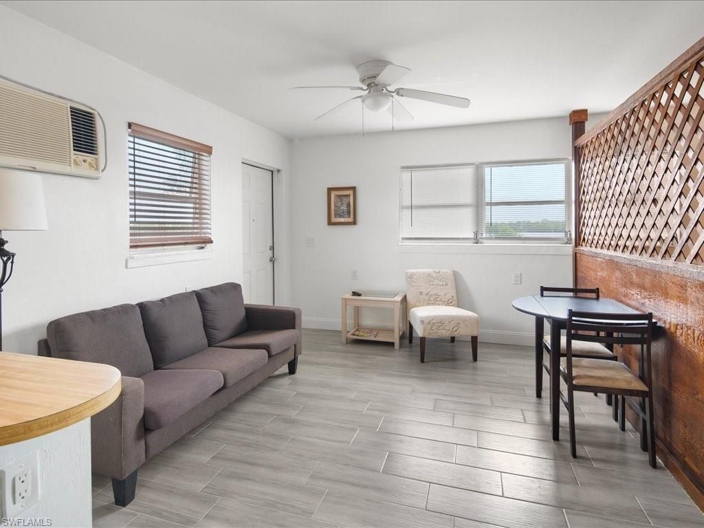 107 East Ave , Goodland, FL 34140 Photo