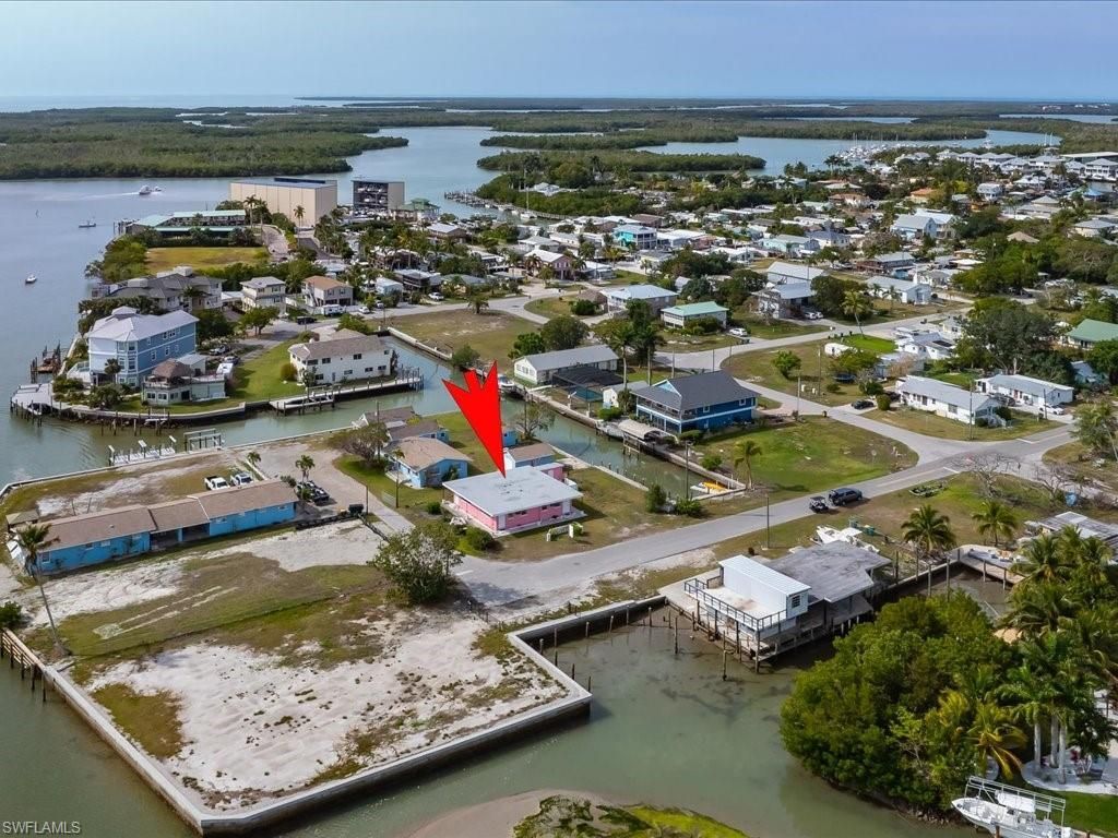 107 East Ave , Goodland, FL 34140 Photo