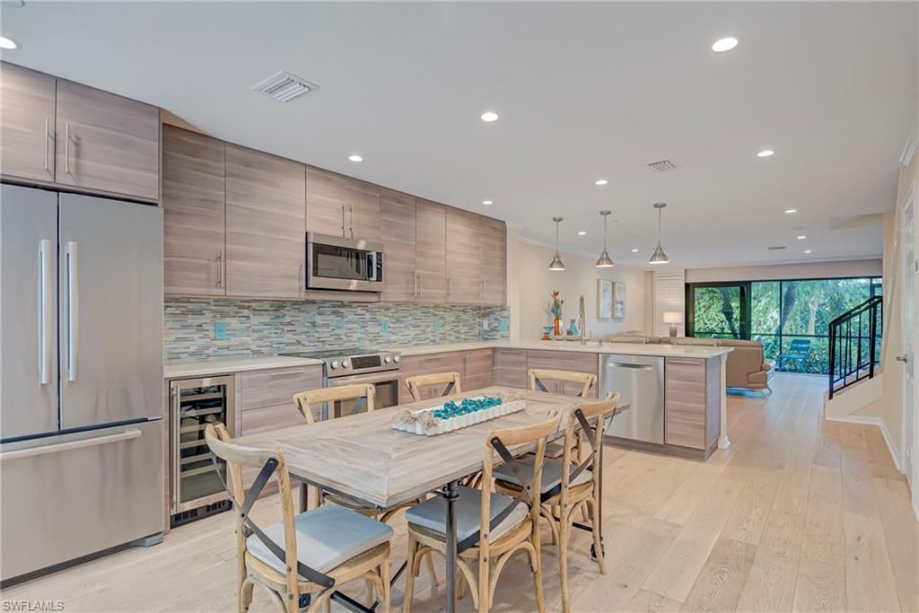 1070 6th St S, Unit 1070, Naples, FL 34102 Photo