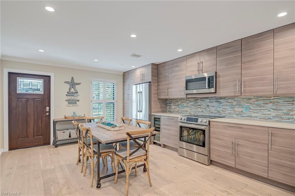 1070 6th St S, Unit 1070, Naples, FL 34102 Photo