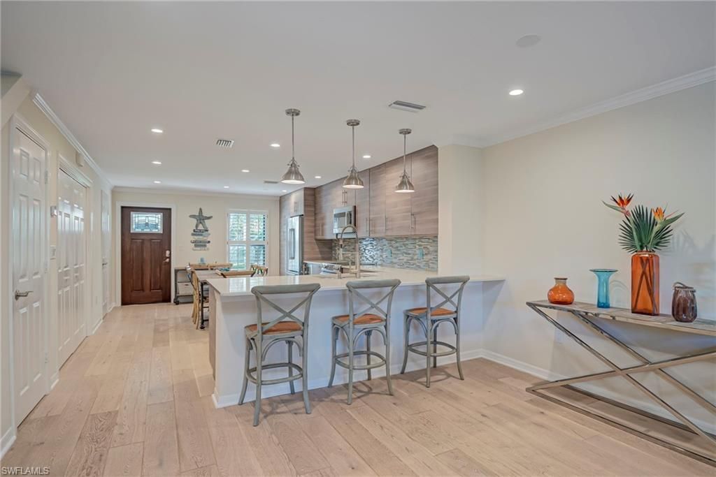 1070 6th St S, Unit 1070, Naples, FL 34102 Photo