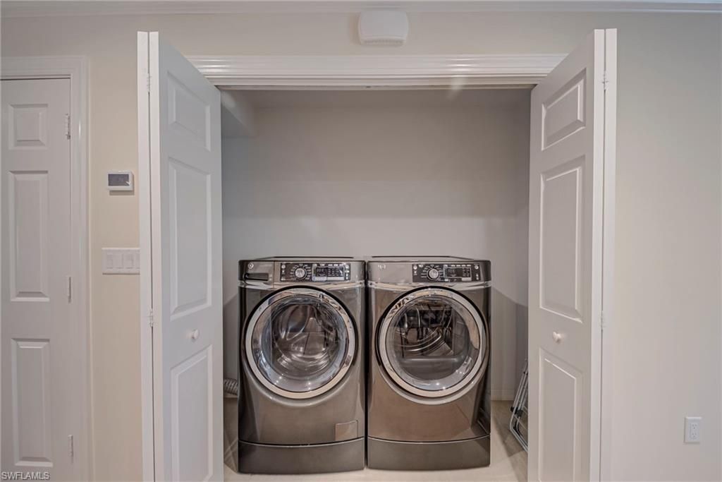 1070 6th St S, Unit 1070, Naples, FL 34102 Photo