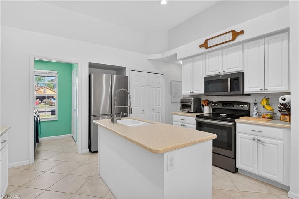 22830 Snaptail Ct, Estero, FL 33928 Photo