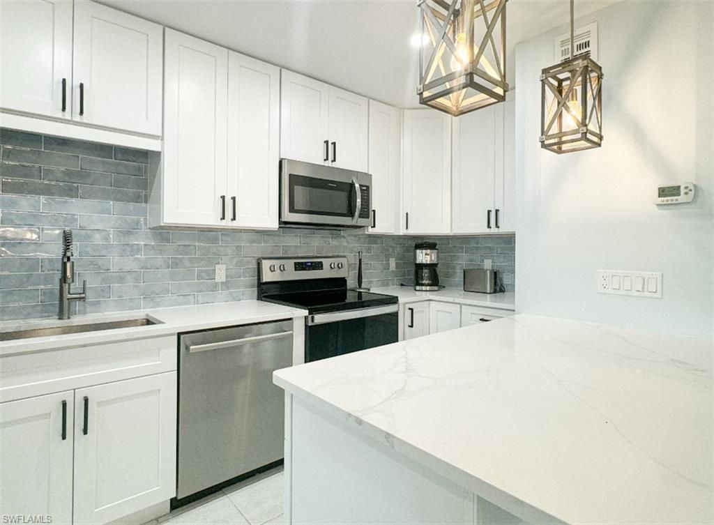 788 Park Shore Dr , Unit D27, Naples, FL 34103 Photo