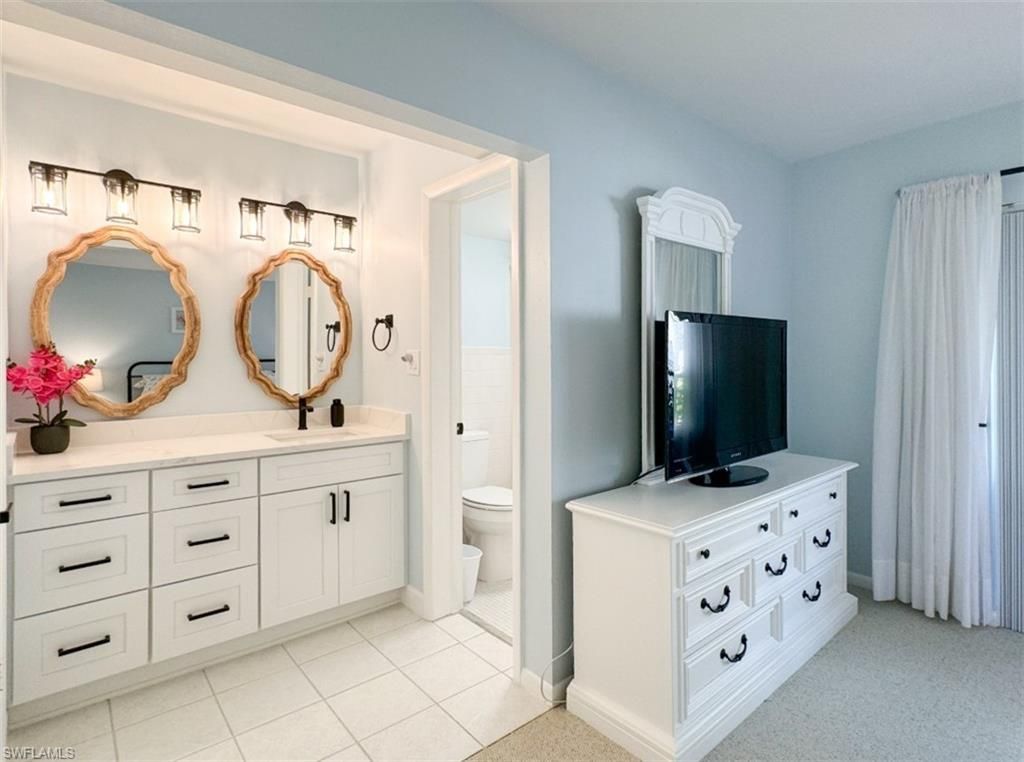 788 Park Shore Dr , Unit D27, Naples, FL 34103 Photo