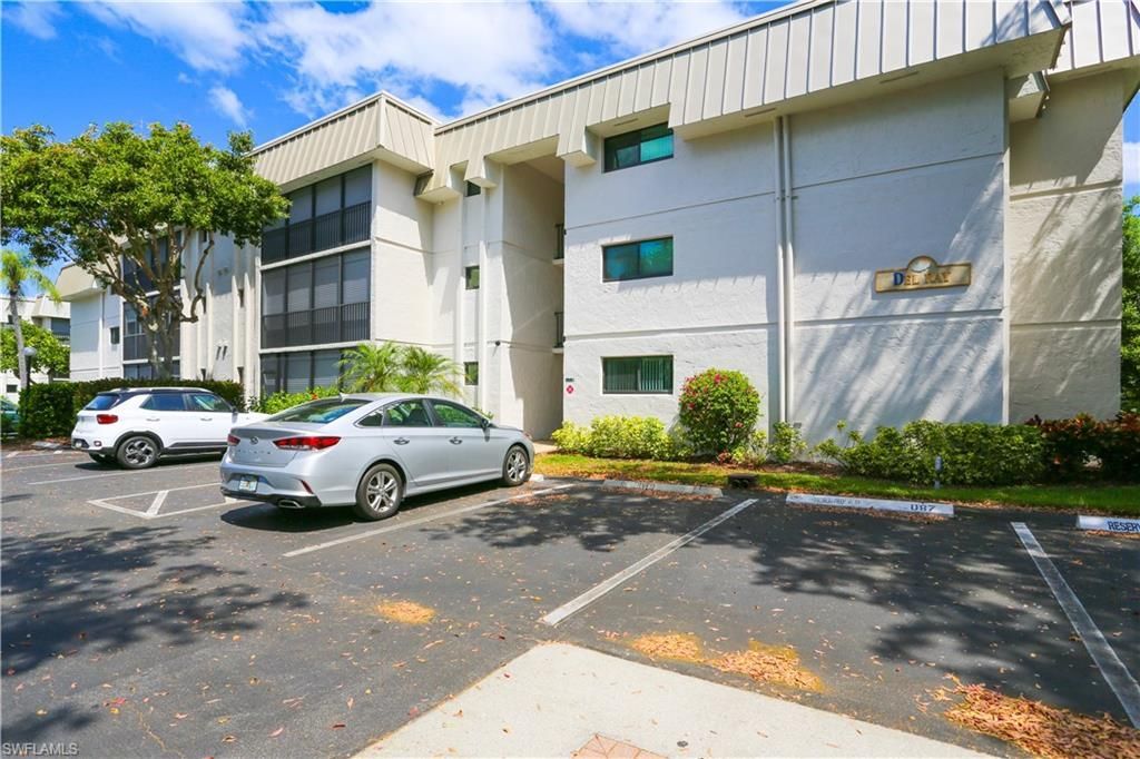 788 Park Shore Dr , Unit D27, Naples, FL 34103 Photo