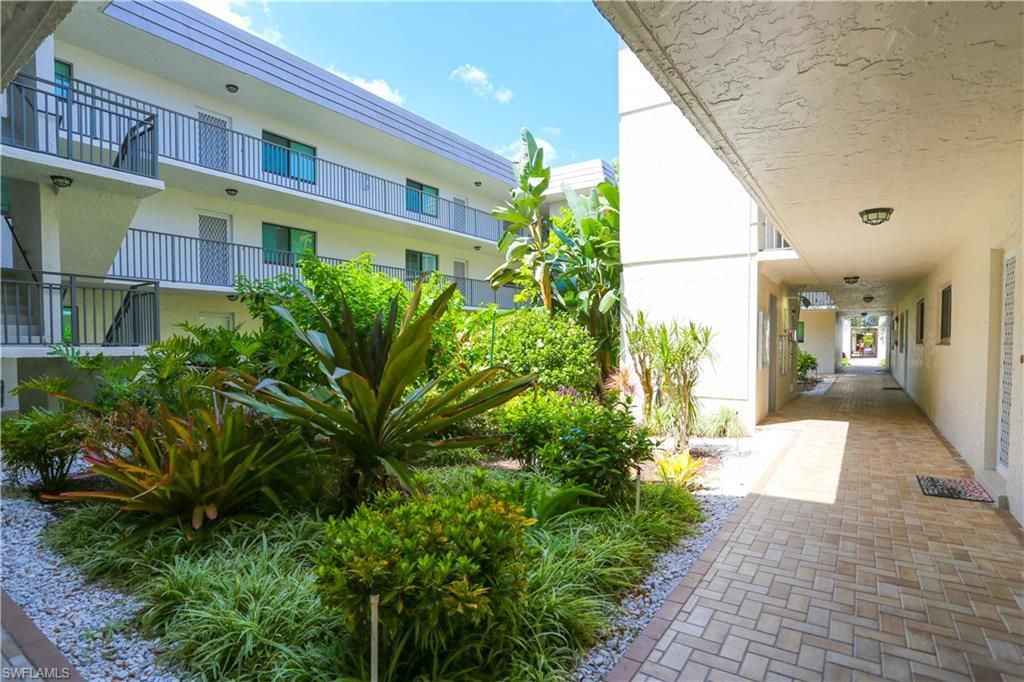 788 Park Shore Dr , Unit D27, Naples, FL 34103 Photo