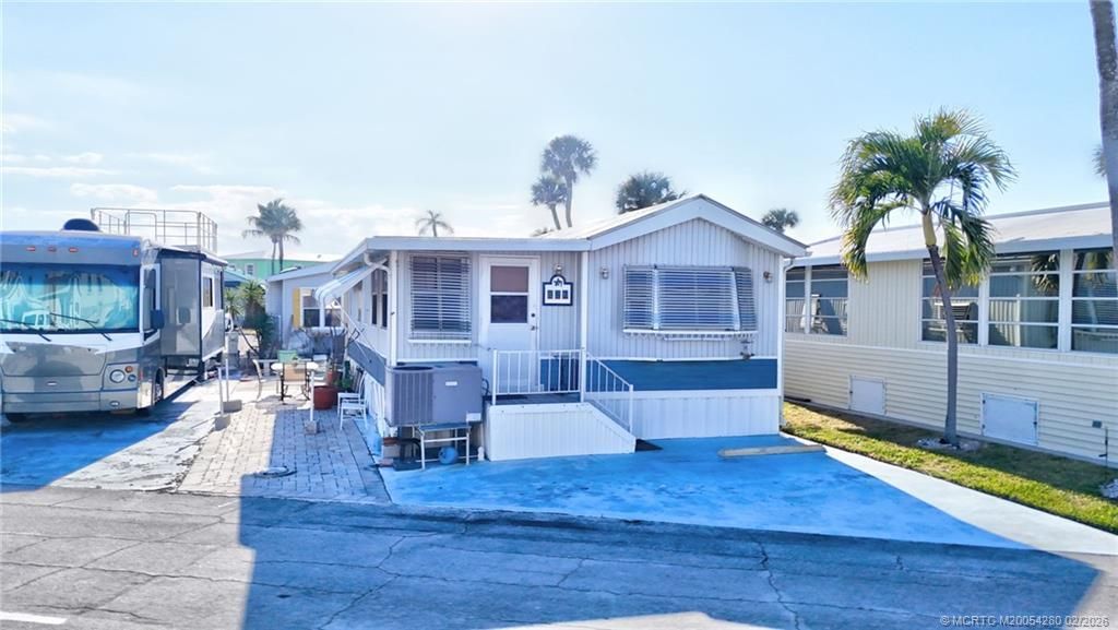 10725 S Ocean Drive, Unit 382, Jensen Beach, FL 34957 Photo