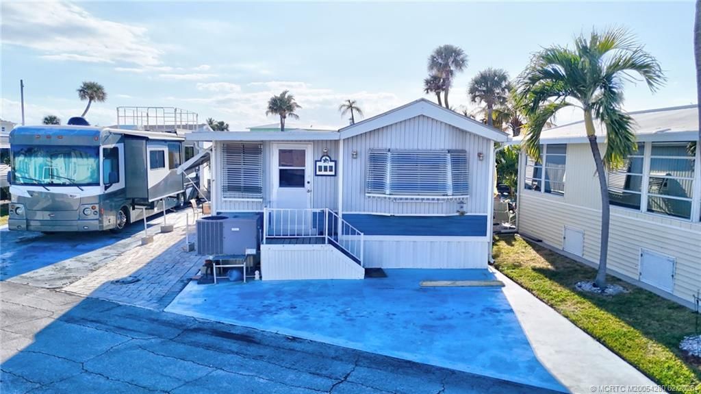 10725 S Ocean Drive, Unit 382, Jensen Beach, FL 34957 Photo