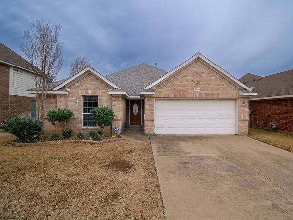 8504 Rock Creek Drive, Fort Worth, TX 76123