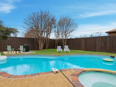 3165 Darvany Drive, Dallas, TX 75220