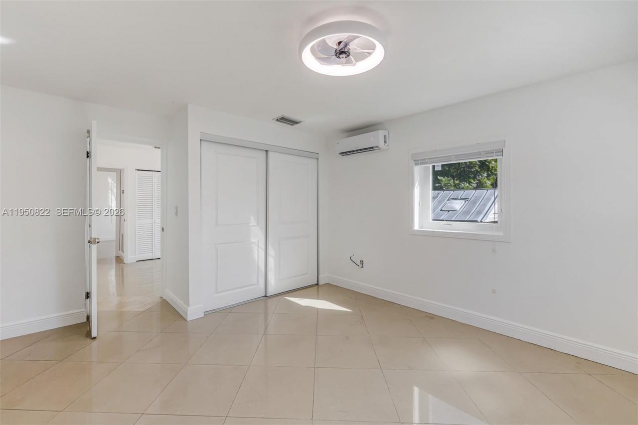 200 Carlisle Dr, Miami Springs, FL 33166 Photo