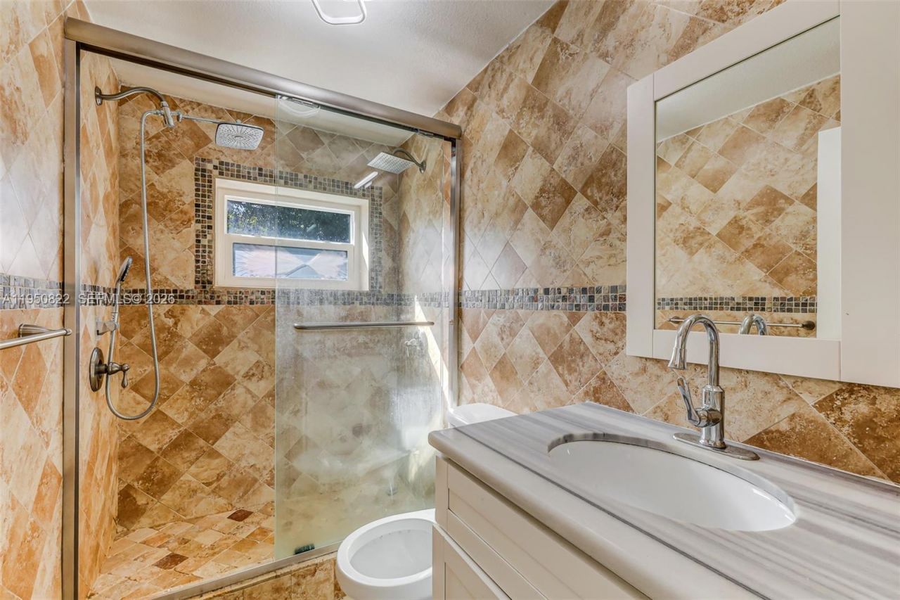 200 Carlisle Dr, Miami Springs, FL 33166 Photo