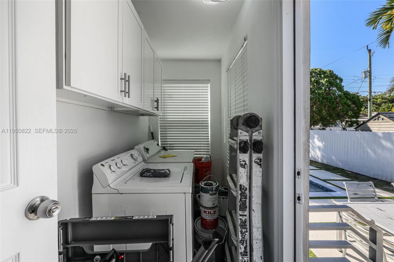 200 Carlisle Dr, Miami Springs, FL 33166 Photo