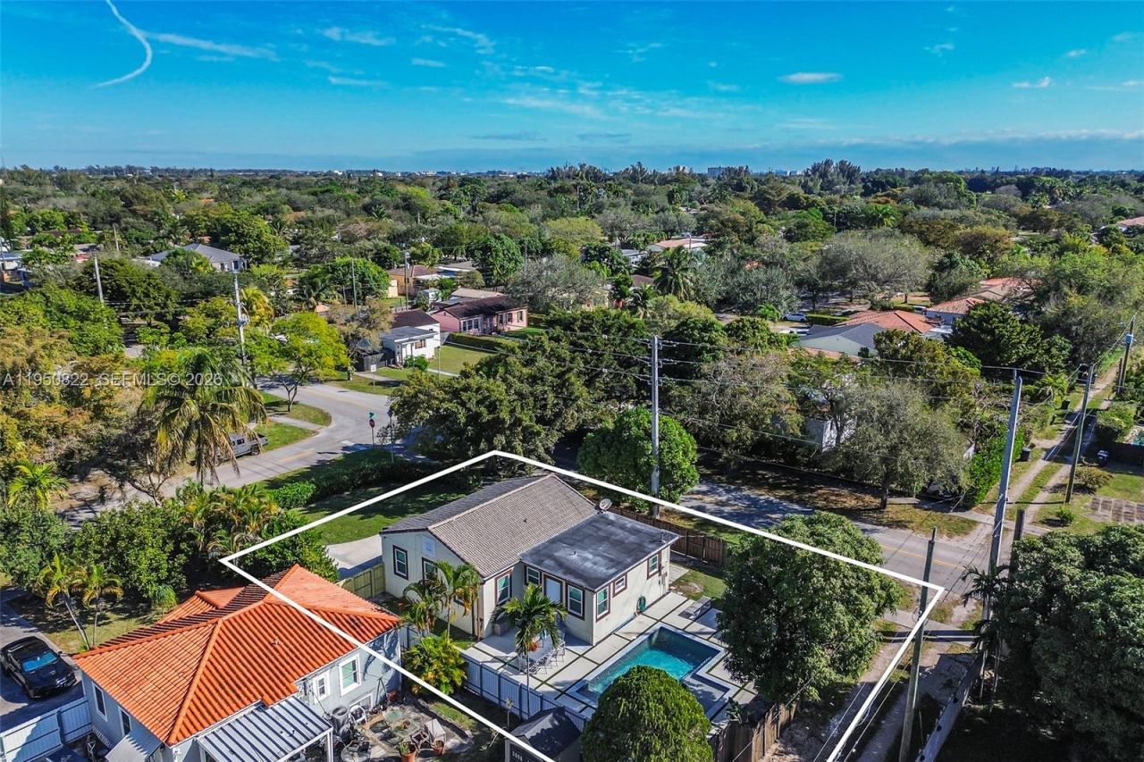 200 Carlisle Dr, Miami Springs, FL 33166 Photo