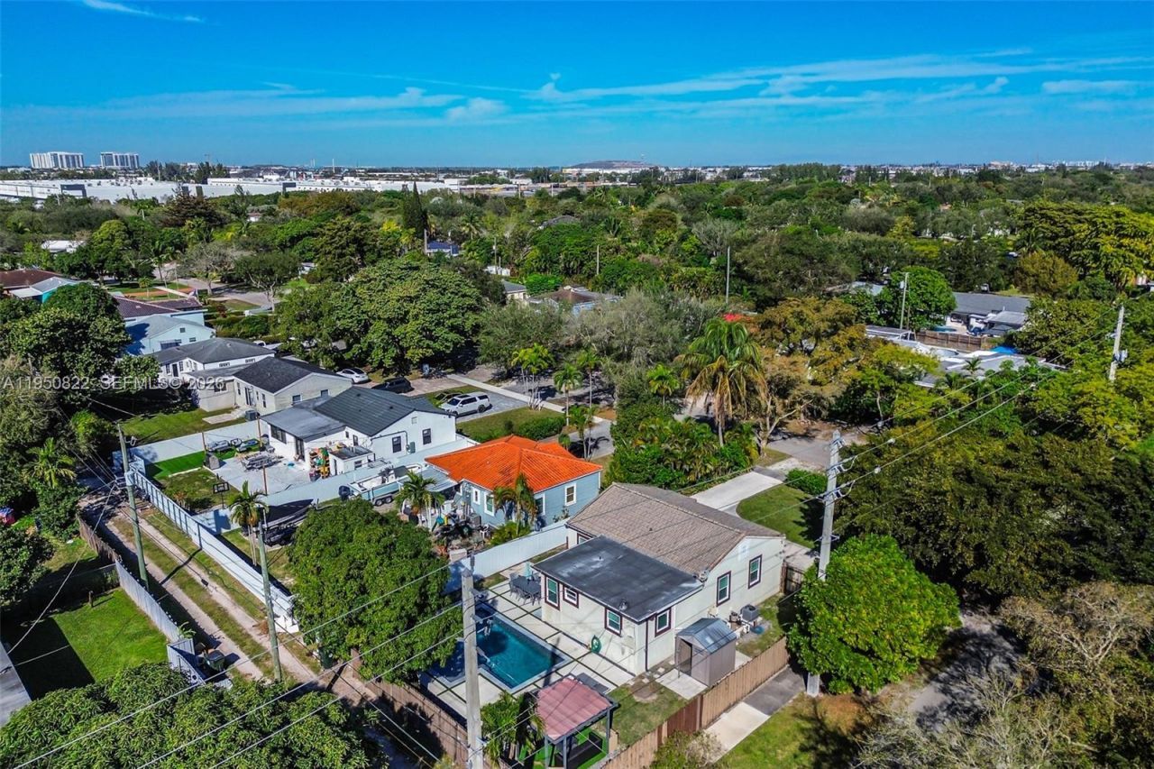 200 Carlisle Dr, Miami Springs, FL 33166 Photo