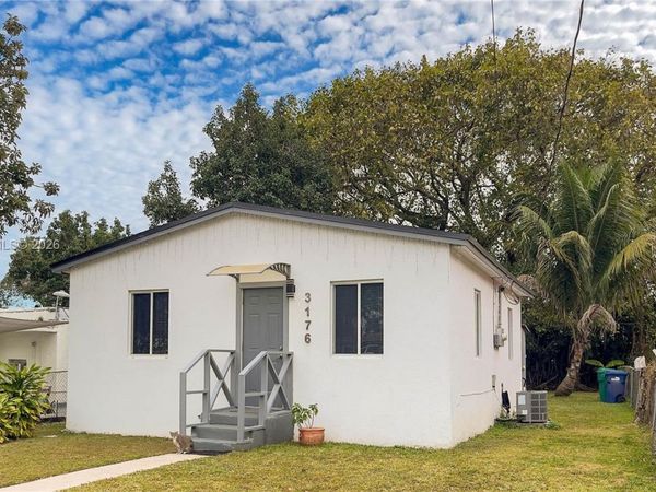 3176 NW 59th St, Miami, FL 33142