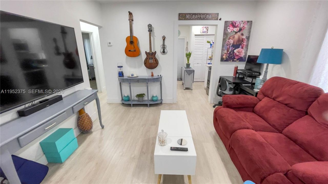 3176 NW 59th St, Miami, FL 33142 Photo