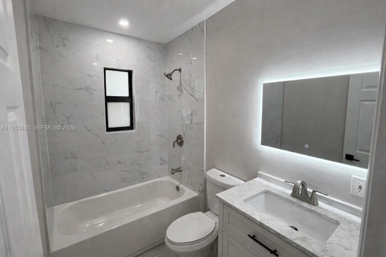 607 SW 10th St, Fort Lauderdale, FL 33315 Photo