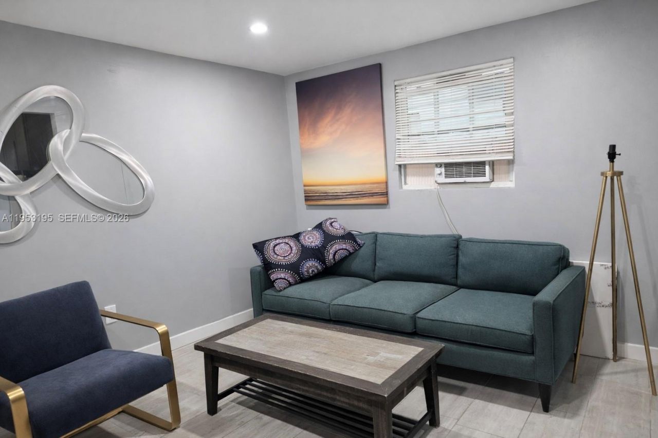 607 SW 10th St, Fort Lauderdale, FL 33315 Photo