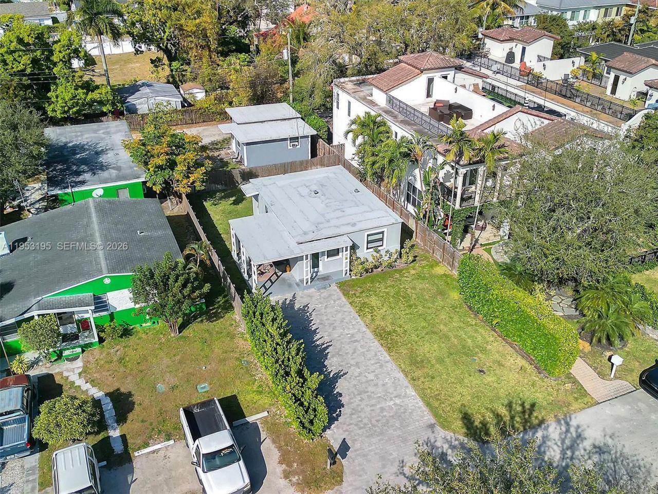 607 SW 10th St, Fort Lauderdale, FL 33315 Photo