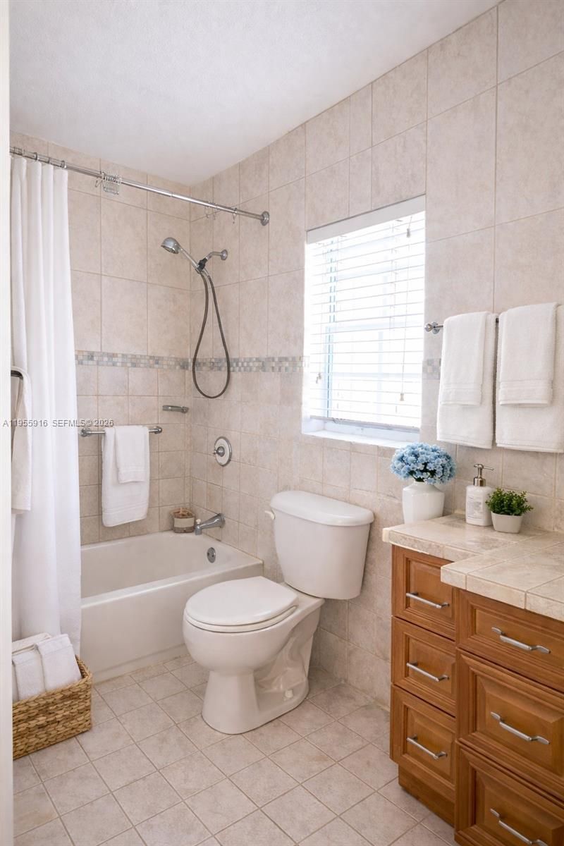 13505 SW 104th Ter, Miami, FL 33186 Photo