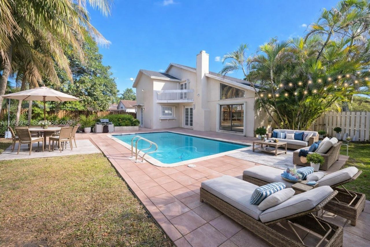 13505 SW 104th Ter, Miami, FL 33186 Photo