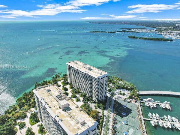 1 Grove Isle Dr, Unit A1110, Miami, FL 33133