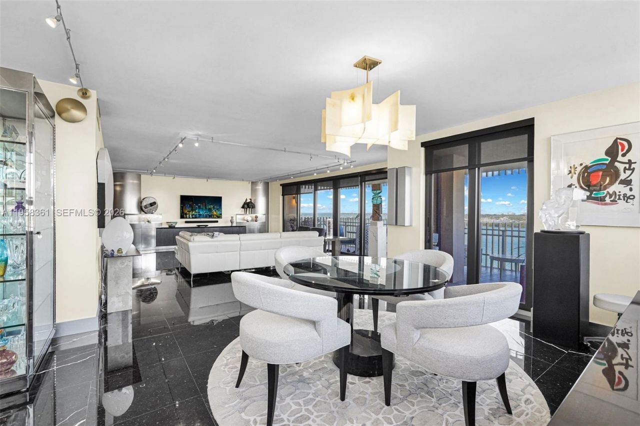 1 Grove Isle Dr, Unit A1110, Miami, FL 33133 Photo