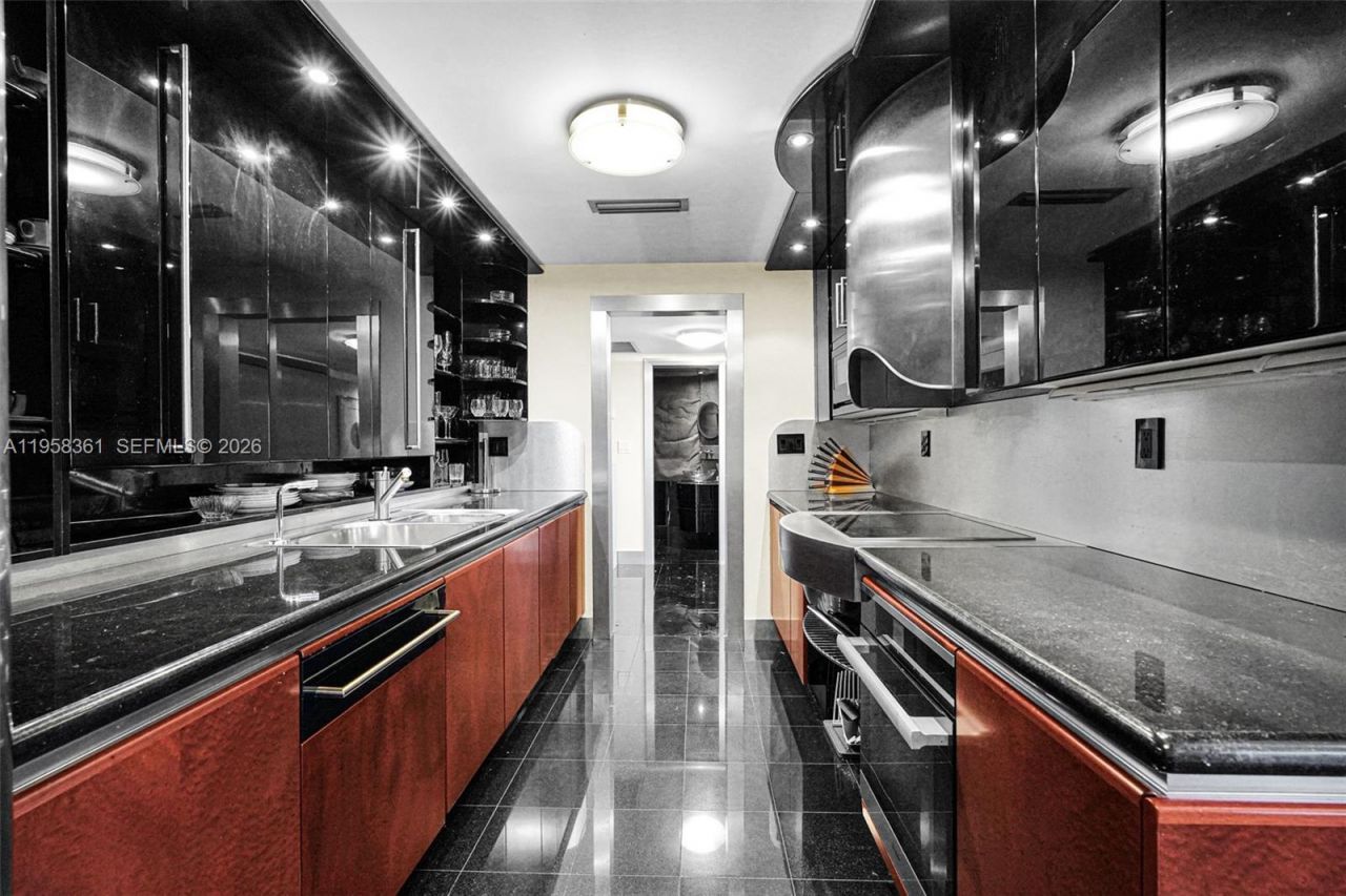 1 Grove Isle Dr, Unit A1110, Miami, FL 33133 Photo