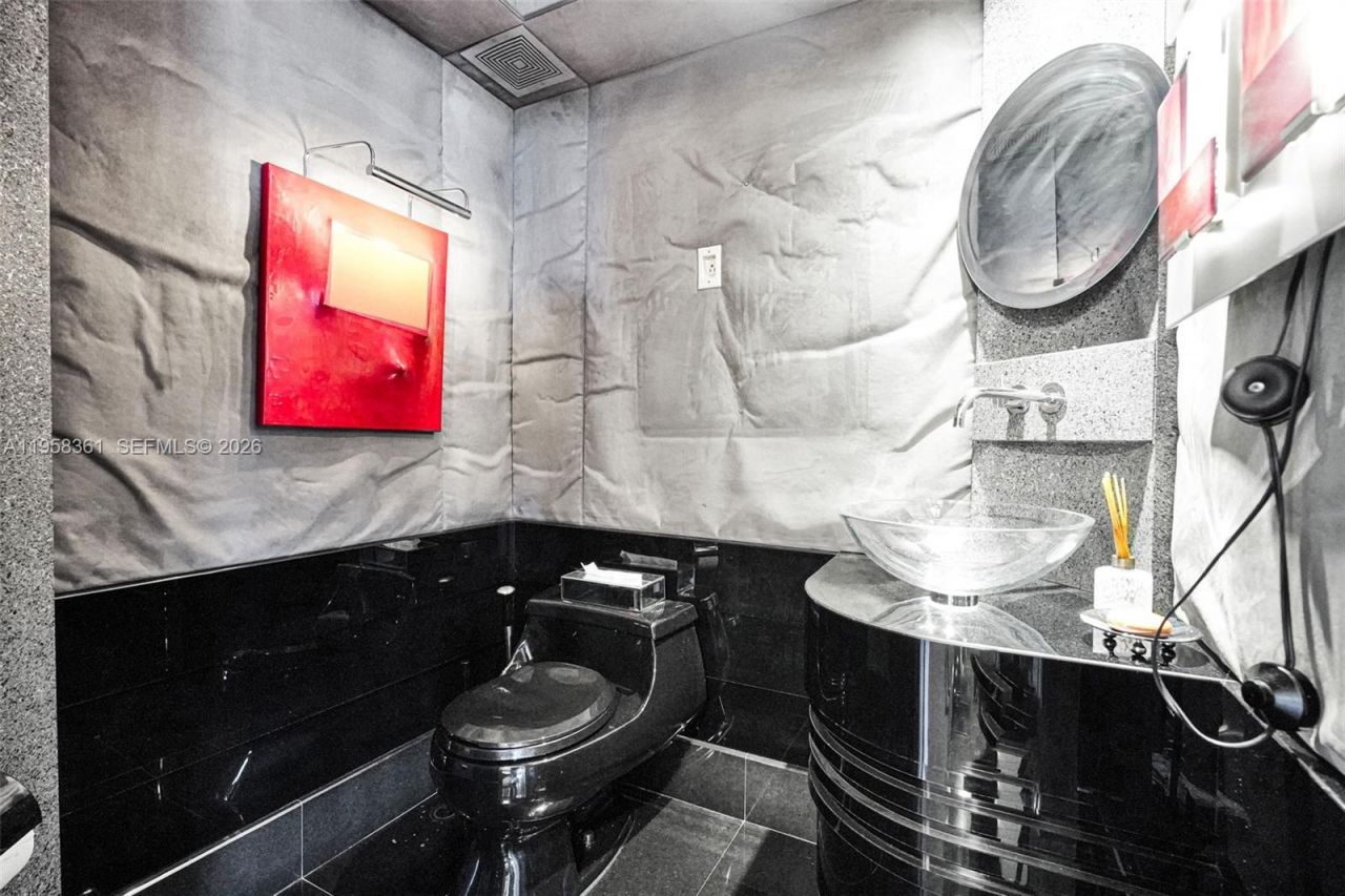 1 Grove Isle Dr, Unit A1110, Miami, FL 33133 Photo