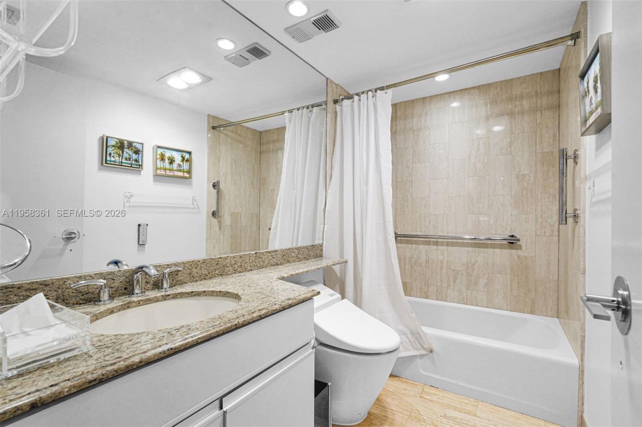 1 Grove Isle Dr, Unit A1110, Miami, FL 33133 Photo