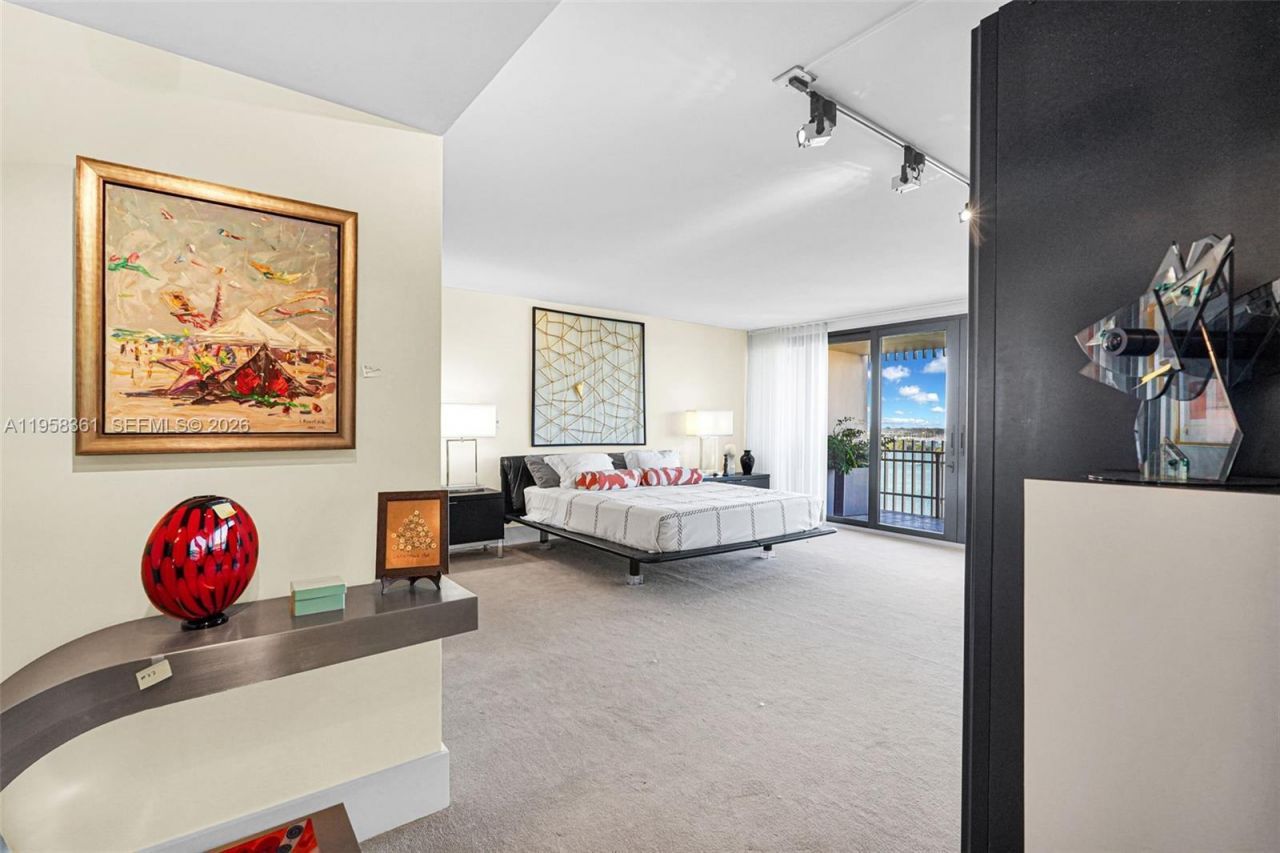 1 Grove Isle Dr, Unit A1110, Miami, FL 33133 Photo