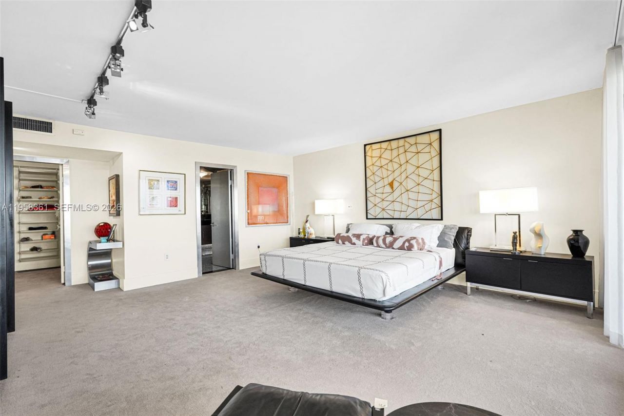 1 Grove Isle Dr, Unit A1110, Miami, FL 33133 Photo