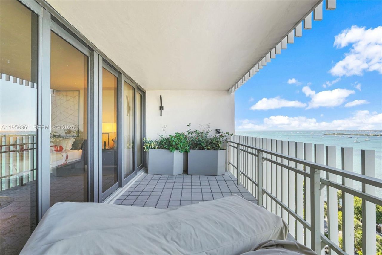 1 Grove Isle Dr, Unit A1110, Miami, FL 33133 Photo